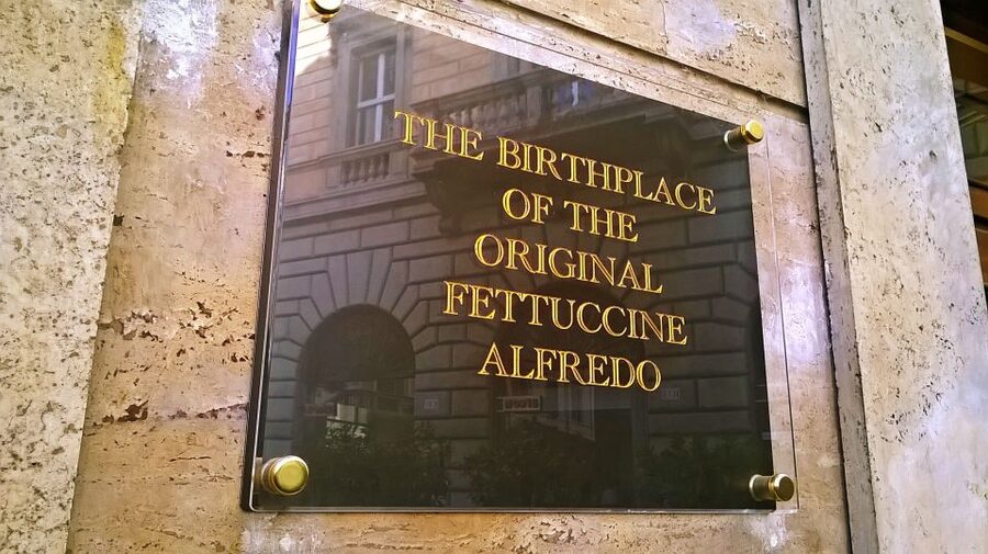 Alfredo alla Scrofa Restaurant in Rome: Eat Like a Star - Should you book Alfredo alla Scrofa?