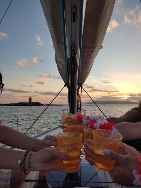 Alghero: Sunset Sailing Aperitif Experience - Music, conversation, and the Andrea factor