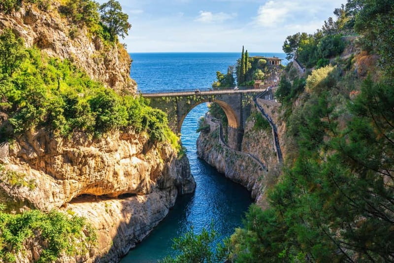 Amalfi: Boat Adventure Caves, Beaches, Snorkeling & Positano - The crew is a big part of the experience