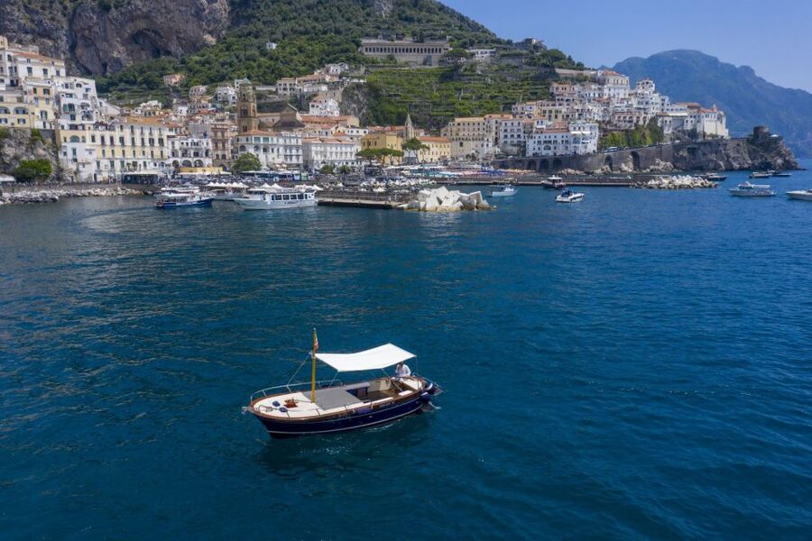 Amalfi: Boat Adventure Caves, Beaches, Snorkeling & Positano - Secret coves and a faster ride home