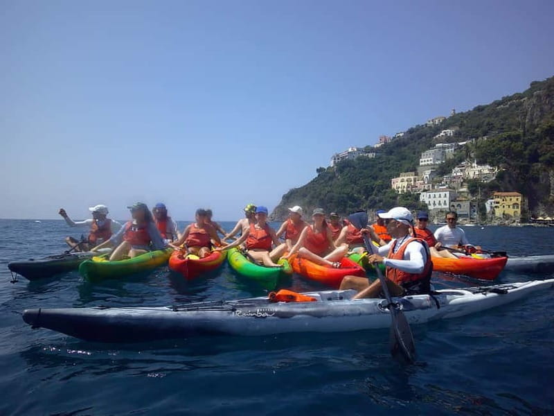 Amalfi Coast: Kayak & Snorkeling tour, sea caves and beach - What the guides do well