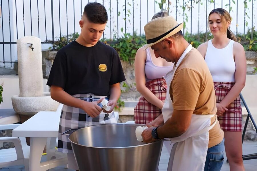 Amalfi Coast: Make Fresh Pasta, Mozzarella, & Tiramisù - Why the view changes the value