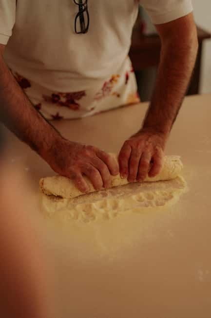 Amalfi: Cooking Class with Pasta, Mozzarella, and Tiramisù - Who should book this cooking class?