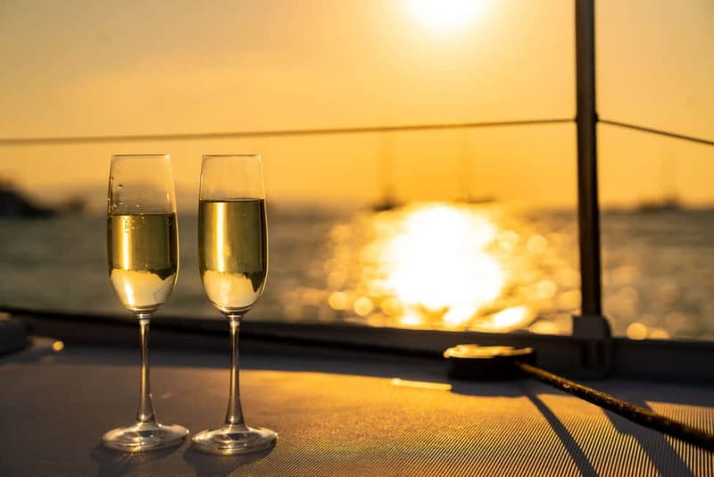 Amalfi: Sunset Boat Tour with Fruit and Drinks - Furore Fjord and the western basin