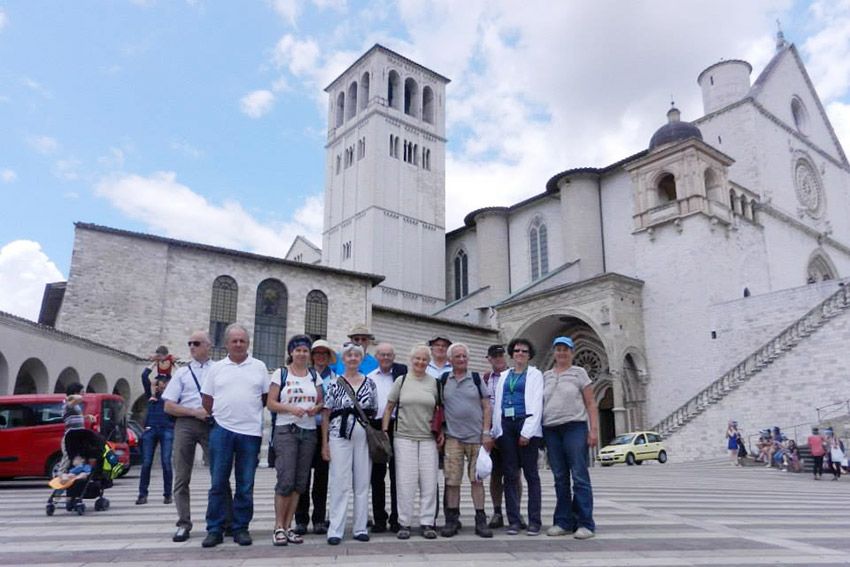 Assisi: Private Walking Tour with St. Francis Basilica - The Basilica of St. Francis in about 45 minutes