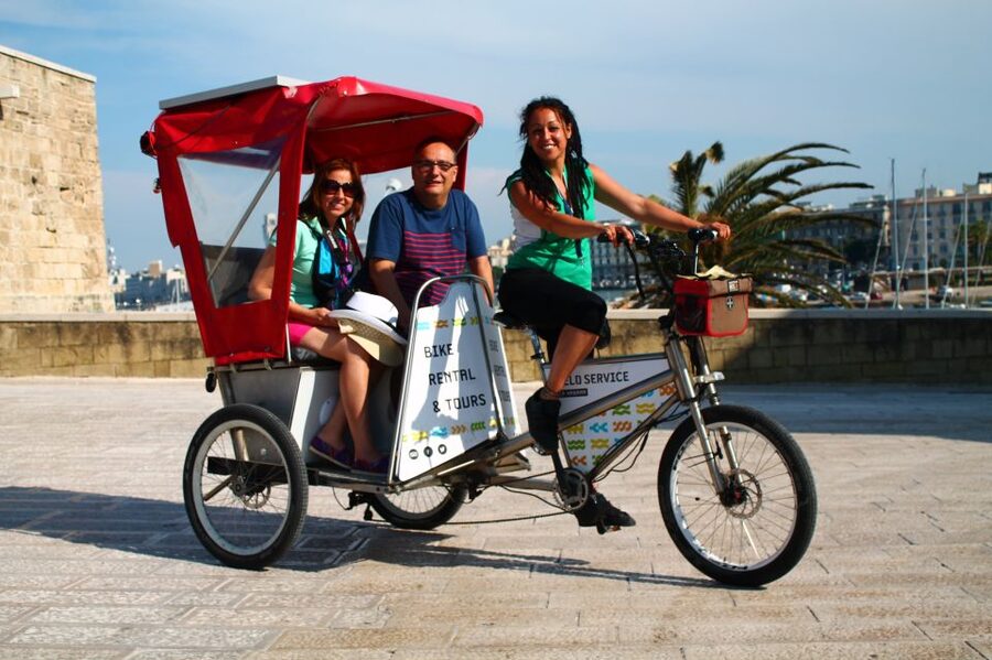 Bari: Old Town Guided Eco-Friendly Rickshaw Tour - Starting at Velo Service near Piazza Mercantile