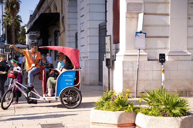 Bari Rickshaw Tour - The small lanes, fish market, and fresh pasta