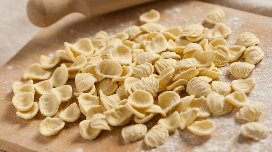 Bari: Street Food Walking Tour with Wine Tasting - Starting in Piazza San Nicola