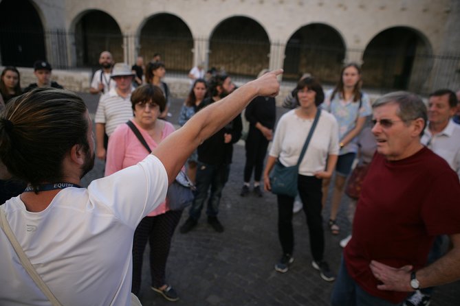 Bari Vecchia Group Tour in Italian - Cathedral of San Sabino and its carved rose window