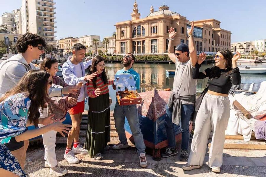 Bari: Walking Street Food Tour - Key points to know before you book