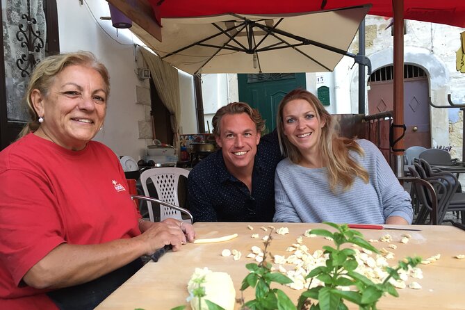Bari Walking Tour with Pasta Experience - Bari Cathedral and the underground Succorpo