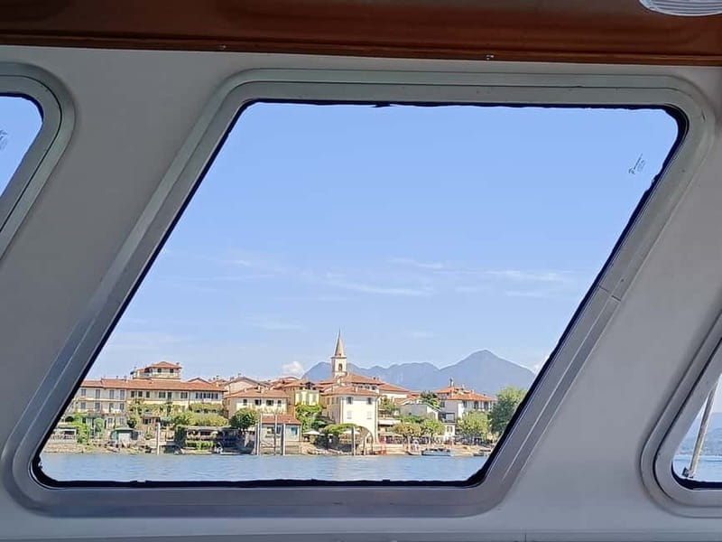 Baveno: Hop-On Hop-Off Boat Tour to 3 Borromean Islands - Isola dei Pescatori: lanes, houses, and a slower finish
