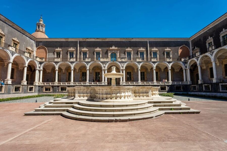 Benedictine Monastery of Catania - English Guided Tour - Entering through Piazza Dante