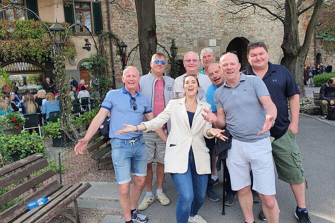 Bergamo: Full meal Food Tour with Local Delights by Do Eat Better - Stop three: polenta in Piazza Vecchia