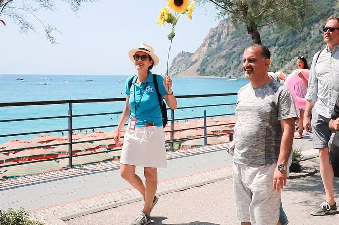 Best of Cinque Terre Day Trip from Florence - Manarola: the classic Cinque Terre view