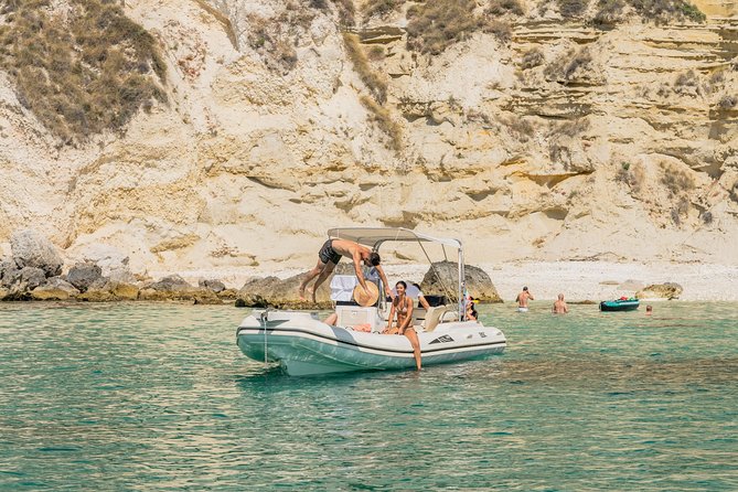 Boat Tour at Devil's Saddle: 4 Swim Stops, Snorkeling & Prosecco - Cala Fighera, a more rugged stop