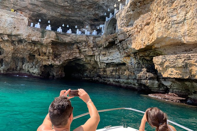 Boat tour of the Polignano a Mare caves with aperitif - Starting at San Vito, not central Polignano