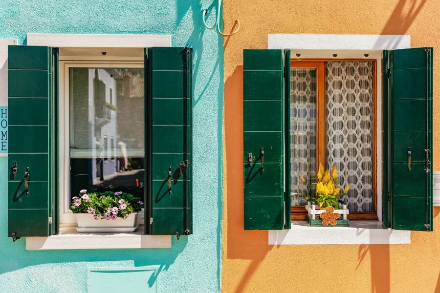 Boat Trip: Glimpse of Murano, Torcello & Burano Islands - Burano: save your energy for the colorful finale