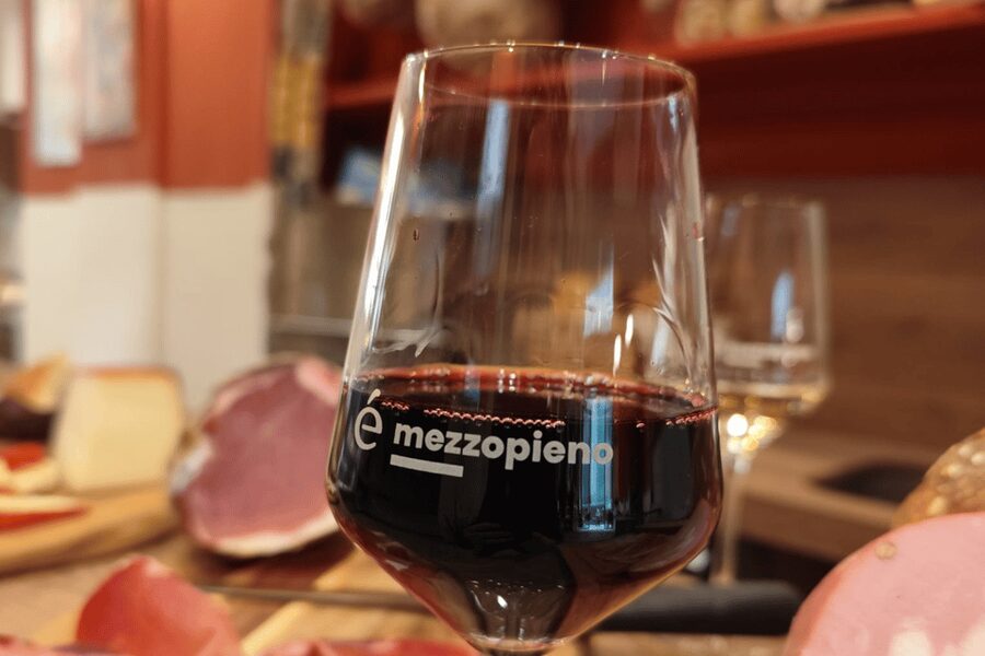 Bologna: Food and Wine Tasting with Interactive Game - Sangiovese Appassimento finishes with a different style