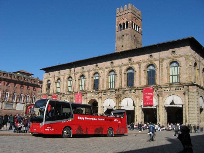 Bologna: Open Bus City Tour and Local Food Tasting - Starting at Neptune Fountain and Piazza Maggiore