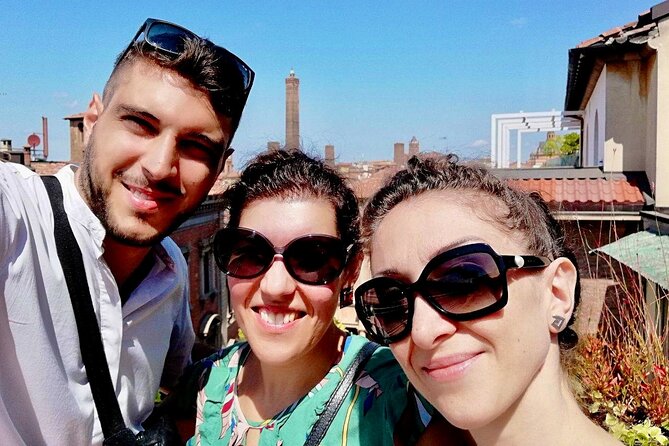 Bologna Private Highlights & Hidden Gems Tour with a Local - Seeing the Two Towers and Bologna from above