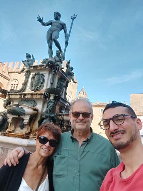 Bologna: Private Tour with a Local Guide - The first two hours: getting your bearings fast