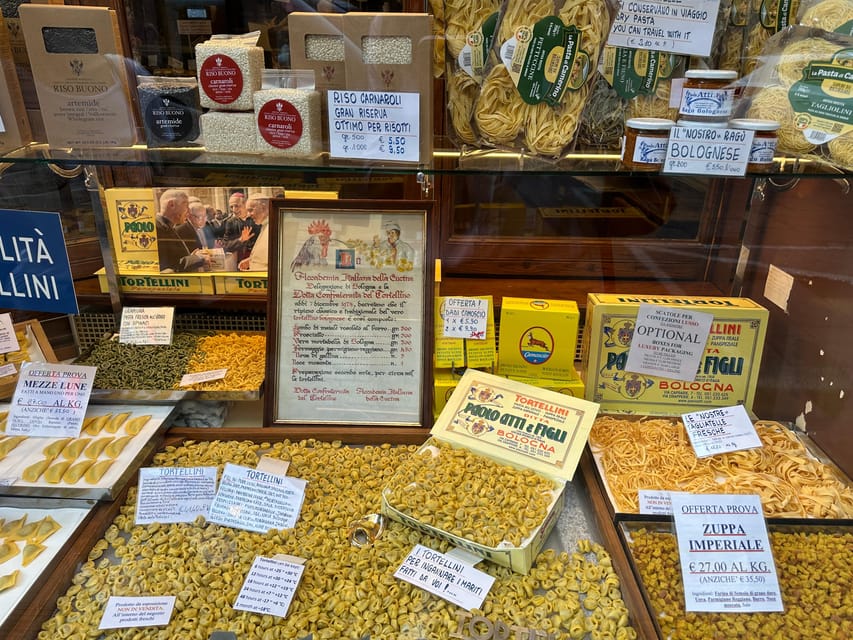 Bologna: Walking Food Tour and Highlights with a Local Guide - Bakery stop and the gelato finish