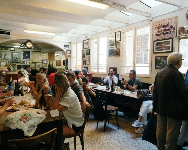 Bologna: Walking Food Tour with a Local Guide - Tortellini and tagliatelle at the local restaurant