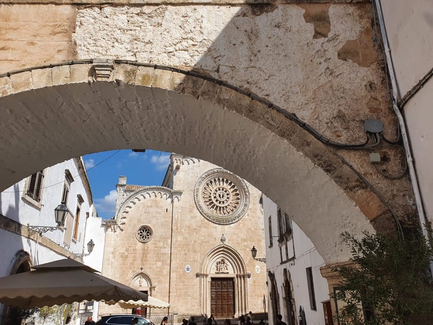 Brindisi: Alberobello, Locorotondo & Ostuni Tour with Brunch - Danny’s guiding style and the small-group feel