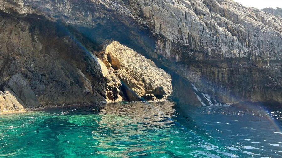 Buggerru: Half-Day Dinghy Tour of the Sardinian South Coast - What the 2.5 hours feel like