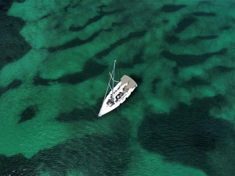 Cagliari: Sailing Tour with 4 Stops, Snorkeling and Prosecco - Who should book this sailing trip?