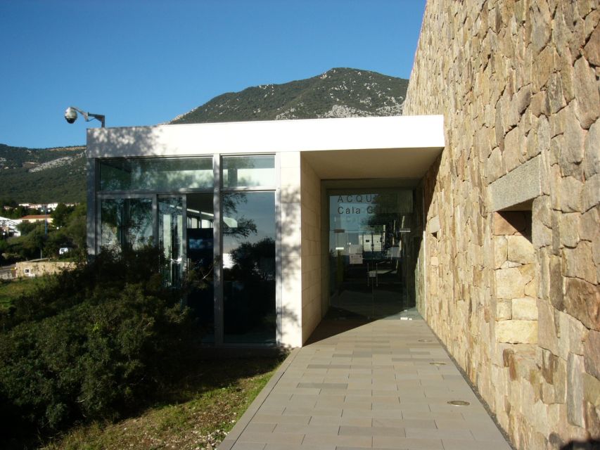 Cala Gonone: Cala Gonone Aquarium Entry Ticket - How long to stay and when it works best