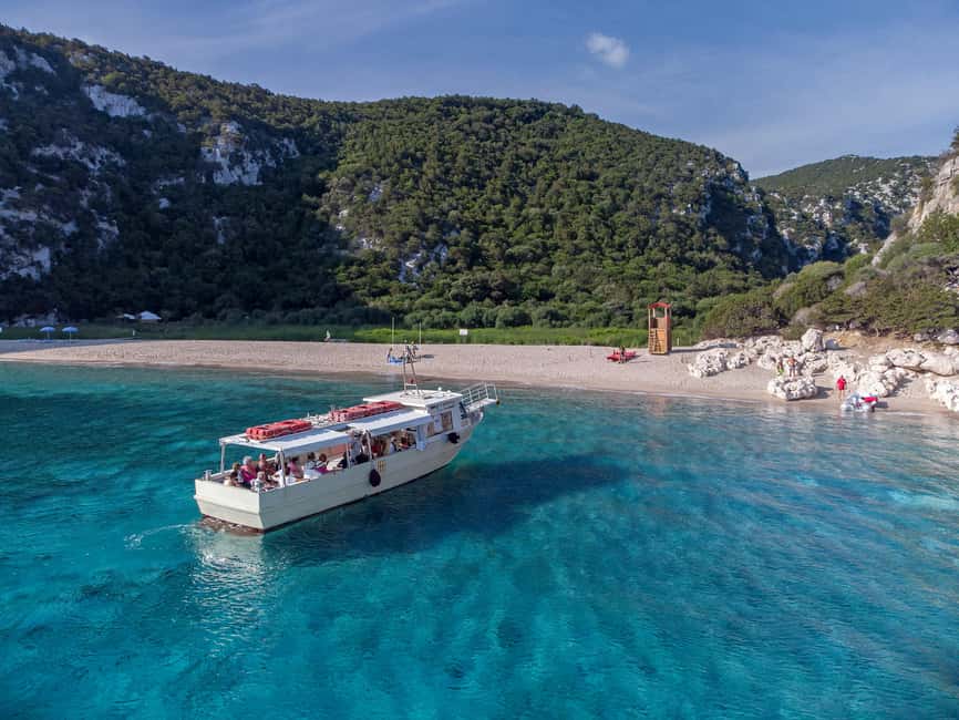 Cala Gonone: Grotta Bue Marino & Cala Luna Beach Boat Tour - Who should book this excursion?