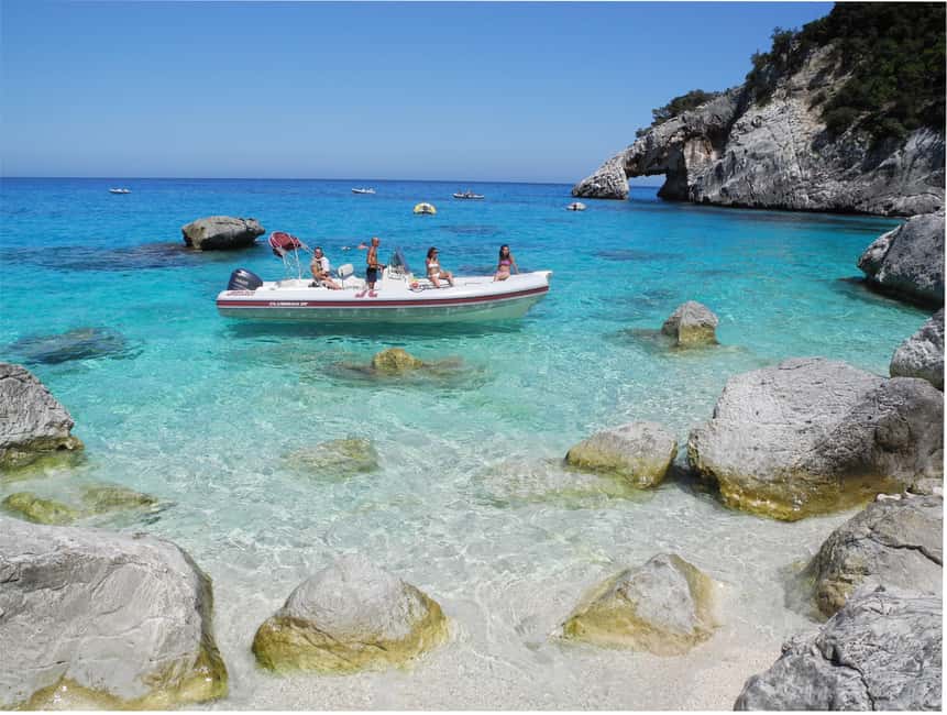 Cala Gonone: Gulf of Orosei Dinghy Cruise with Swim Stops - Why this seven-hour boat trip works so well