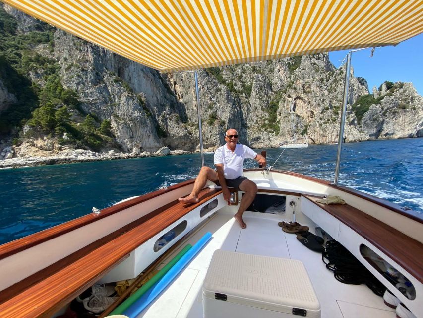 Capri: Island and Grottos Boat Cruise with Snacks and Drinks - Why the small group matters