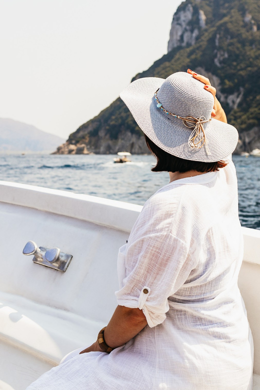 Capri: Island Boat Tour and Optional Blue Grotto Visit - FAQ