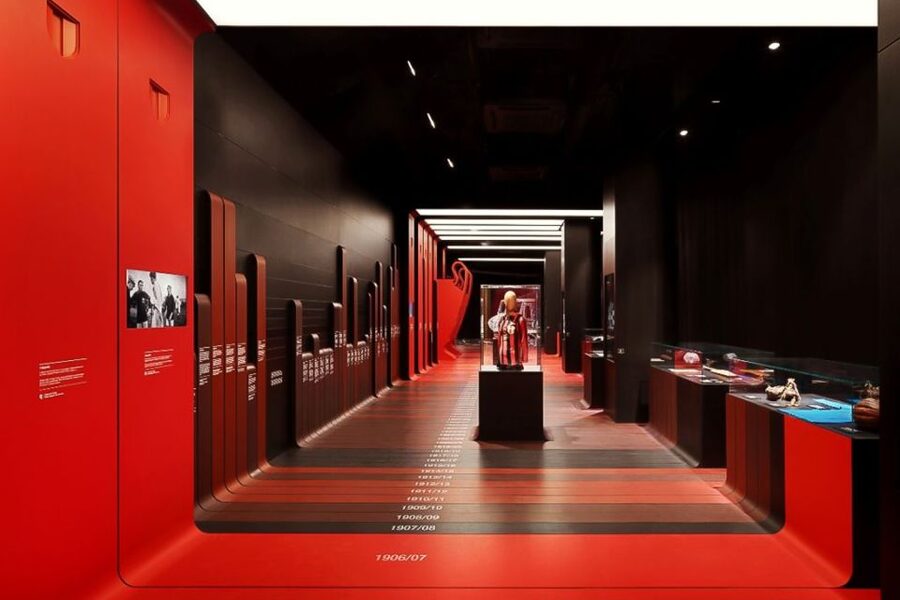 Casa Milan: Museum Entry Ticket - Entering Casa Milan on Via Aldo Rossi