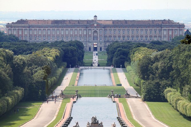 Caserta Royal Palace & Gardens Small Group Tour with Shuttle - Who should take this tour?