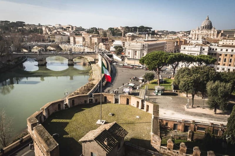 Castel Sant'Angelo Skip-the-Line Entry & Optional Audioguide - Getting inside with the skip-the-line ticket