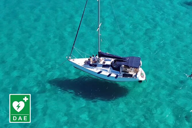 Catamaran tour stops bathing and snorkeling toast with prosecco - Seeing Cagliari From the Water
