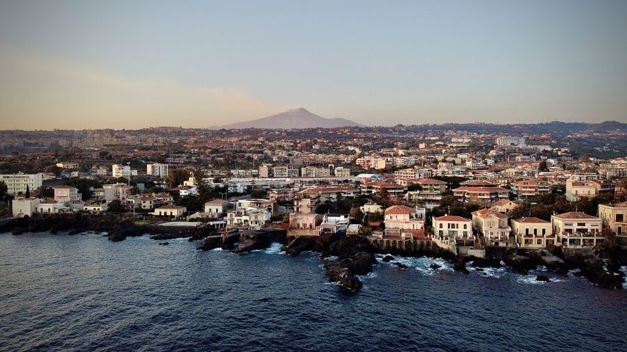 Catania: City Highlights Walking Tour - The Catania fish market: a sharper taste of daily life