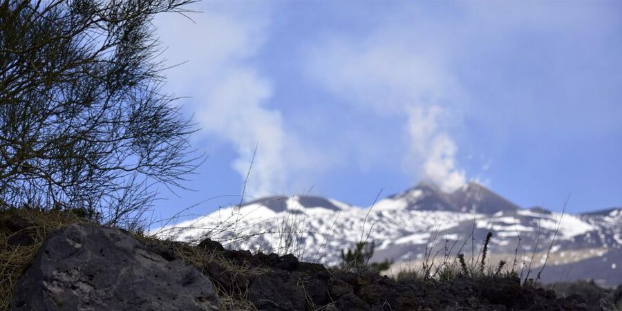 Catania: Etna Nature Tour with Hiking, Cave Visit, & Tasting - Walking around old and recent craters