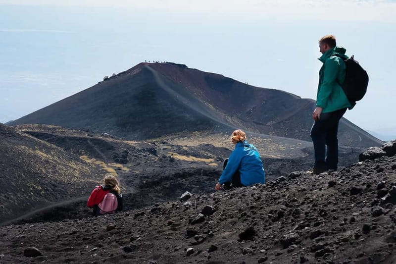 Catania: Mount Etna Adventurous Tour with a Volcano Guide - The two-and-a-half-hour walk through Valle del Bove