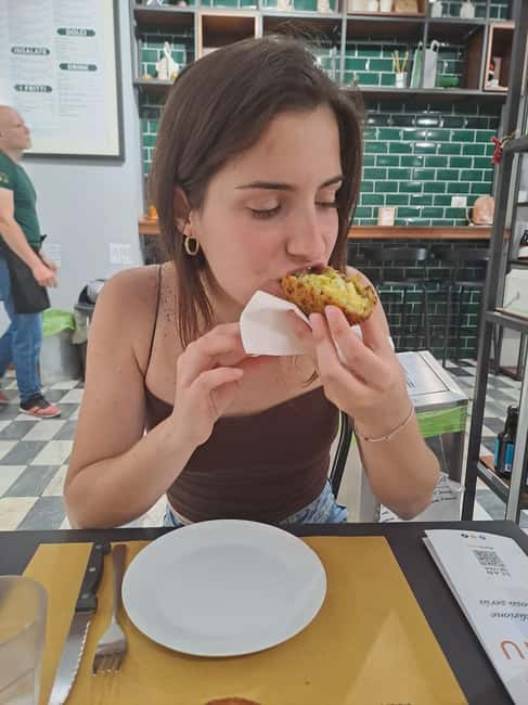 Catania: Street Food Guided Walking Tour - Starting beneath the Elephant Fountain