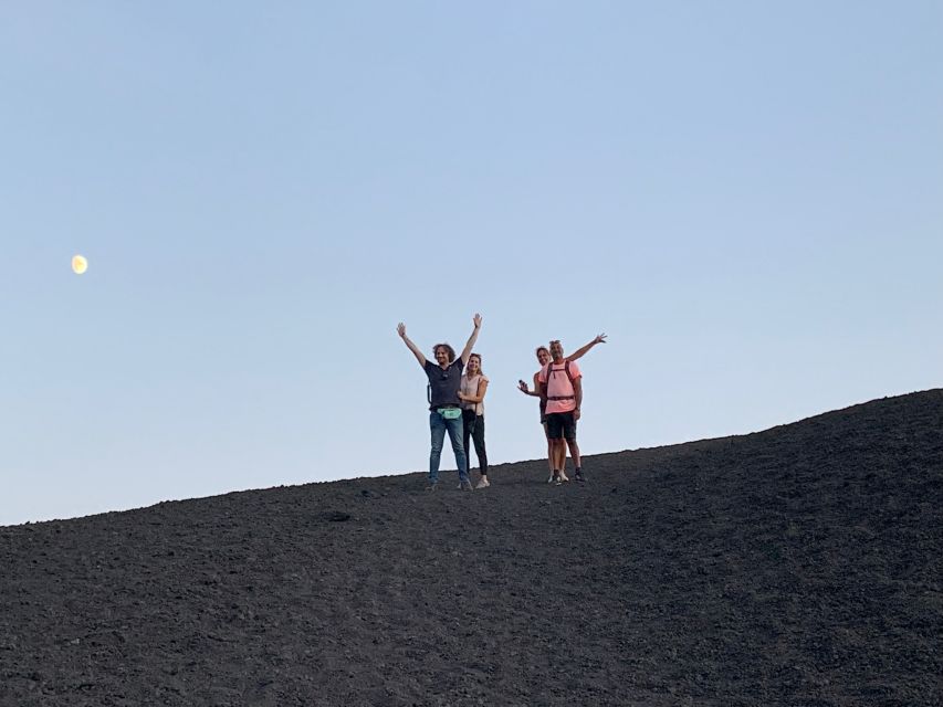 Catania: Sunset Jeep Tour of Mount Etna and Lava Flow Caves - Valle del Bove and Etna’s enormous scale