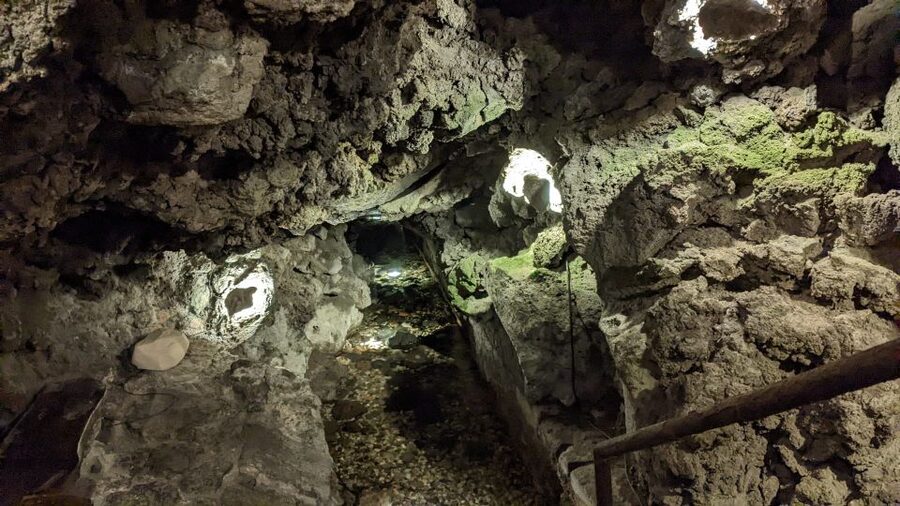Catania: Underground Catania Tickets and Guided Tour - The walk along Via Etnea is part of the tour