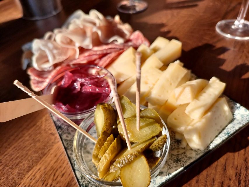 Cavaion: Lake Garda Wine & Food Tasting with Vineyard Tour - Two hours on paper, longer at an easy pace