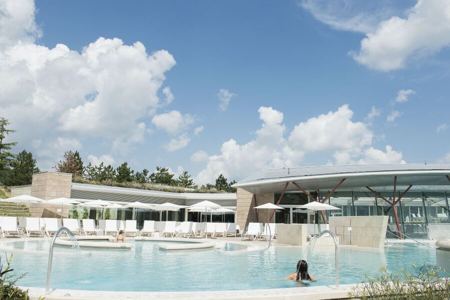 Chianciano Terme: Theia Thermal Pools Entrance Ticket - The adult wellness center and an important ticket detail
