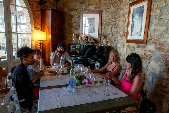 Chianti Vespa Tour with Lunch from Florence & E-car Option - Weather, comfort, and the practical details