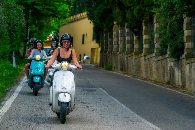 Chianti Vespa Tour with Lunch from Florence & E-car Option - Learning to ride before the real route
